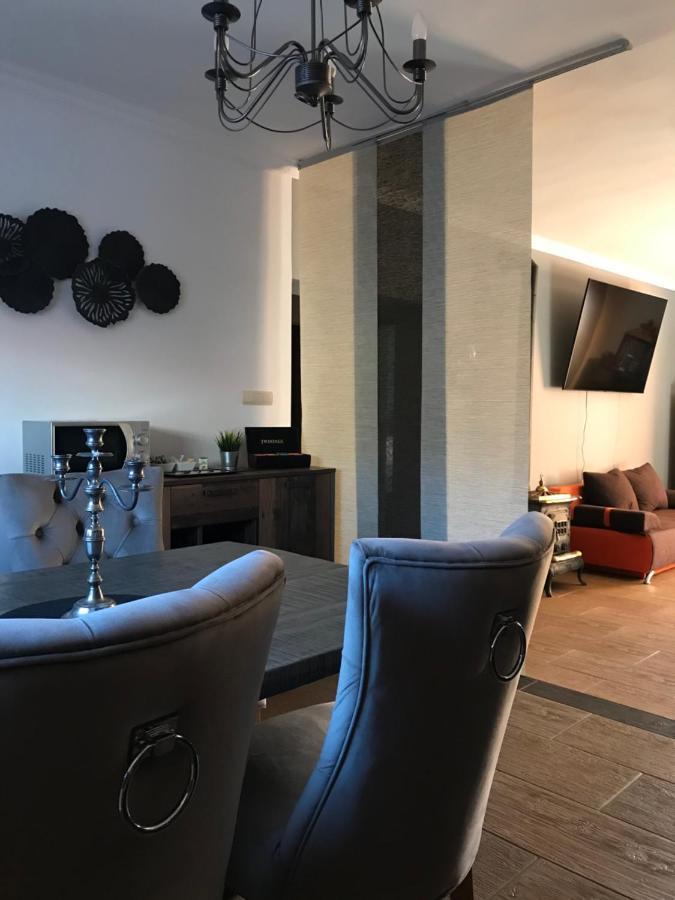Eden Apartman Algyo Екстер'єр фото