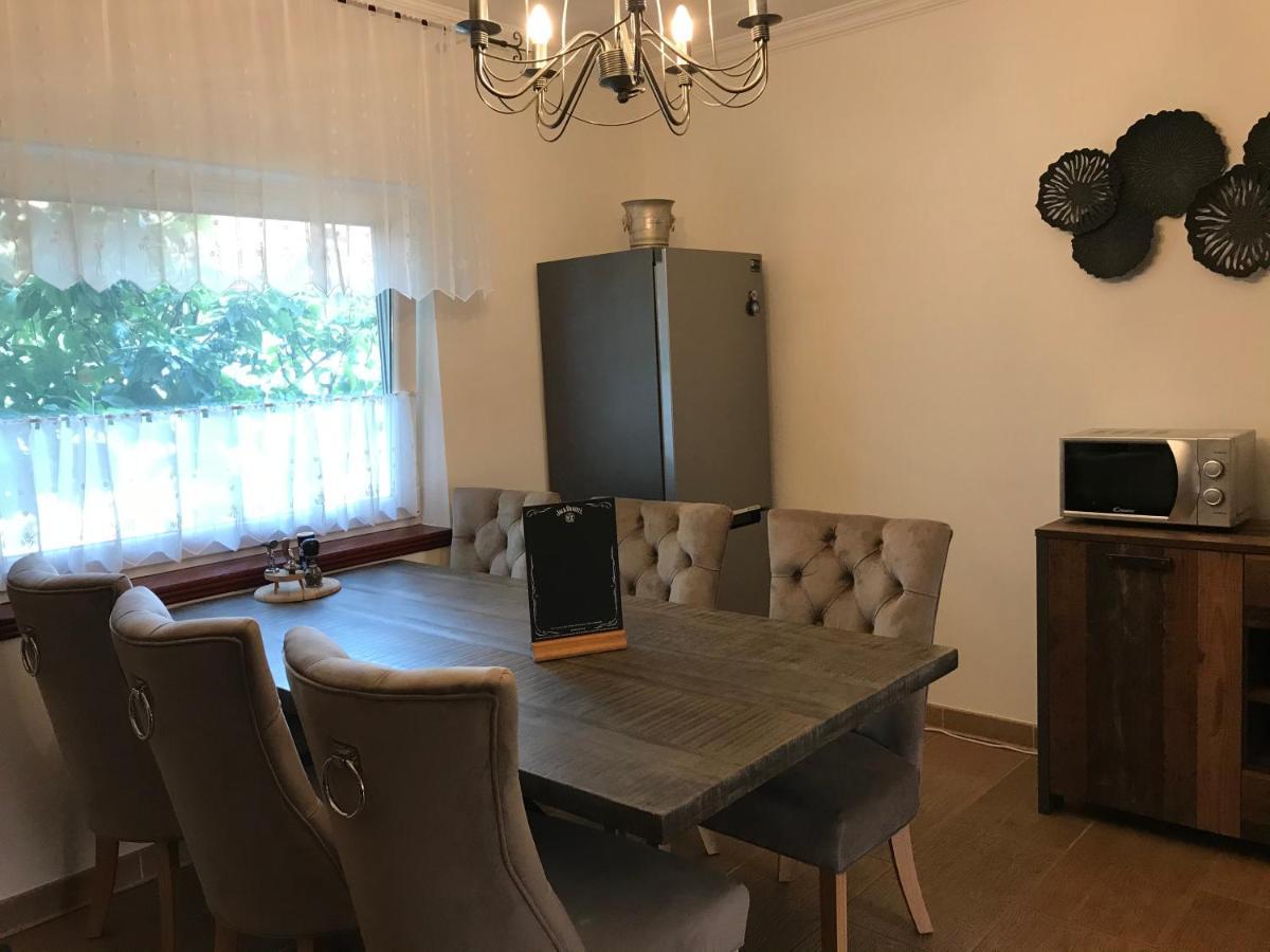 Eden Apartman Algyo Екстер'єр фото